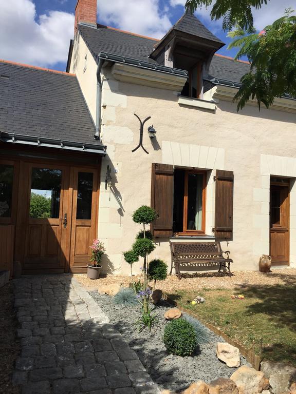 Les Caves Hotel Ambillou-Château Exterior photo